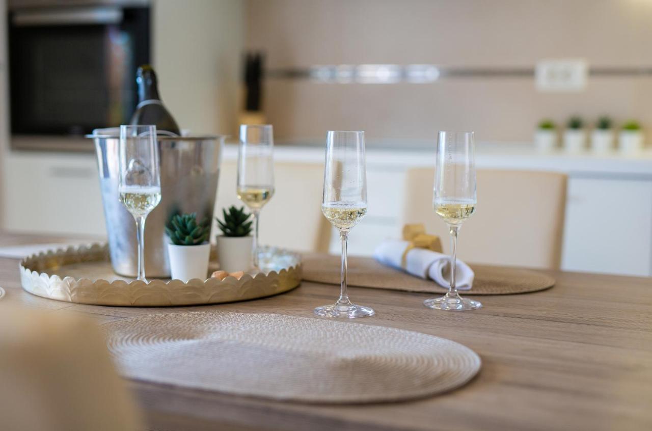 Luxury Apartments Villa Stina Pinezići Kültér fotó