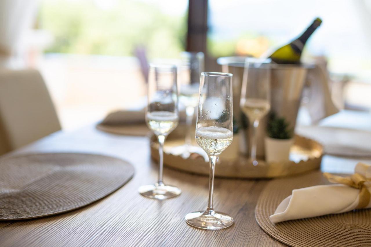 Luxury Apartments Villa Stina Pinezići Kültér fotó