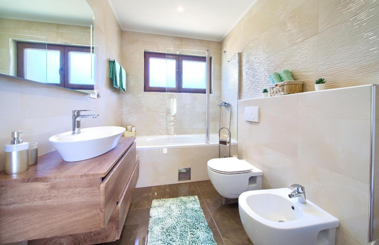 Luxury Apartments Villa Stina Pinezići Kültér fotó