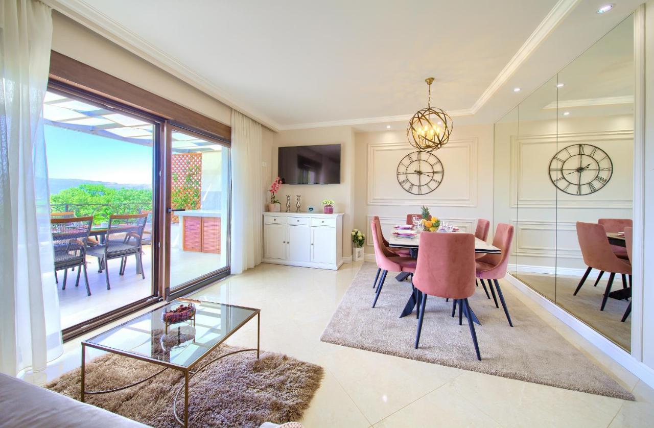 Luxury Apartments Villa Stina Pinezići Kültér fotó